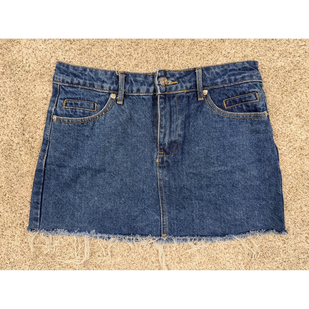 Edikted Denim Mini Skirt Junior Small Blue Raw Hem Frayed‎ 5-Pocket